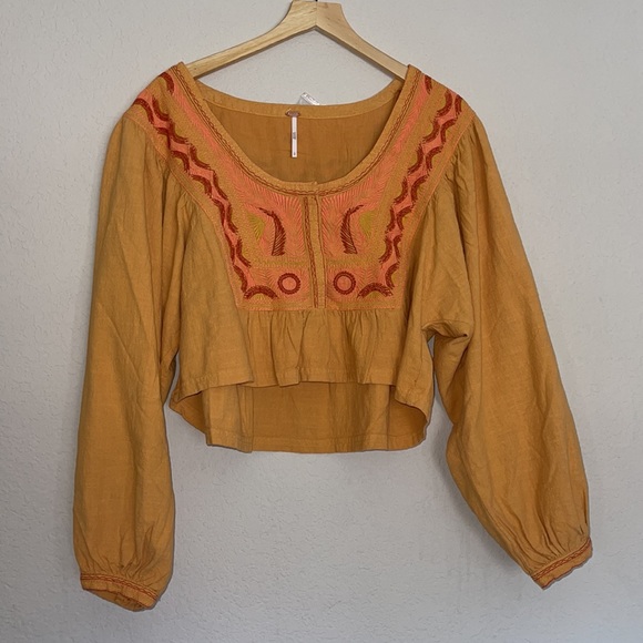 Free People
Iggie Woven Crop Top - Picture 3 of 8